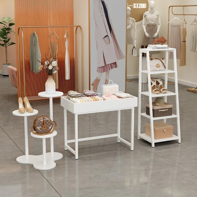 ชั้นวางโชว์สินค้า ตู้โชว์เสื้อ - Baby Clothing Display Stand บทวิจารณ์และราคา