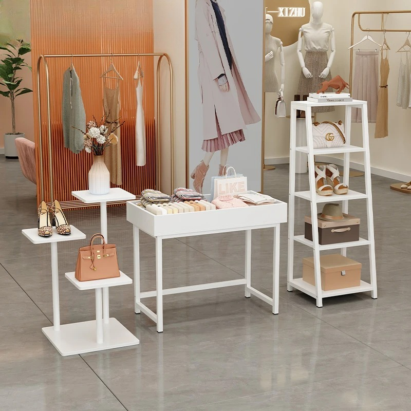ชั้นวางโชว์สินค้า ตู้โชว์เสื้อ - Baby Clothing Display Stand บทวิจารณ์และราคา
