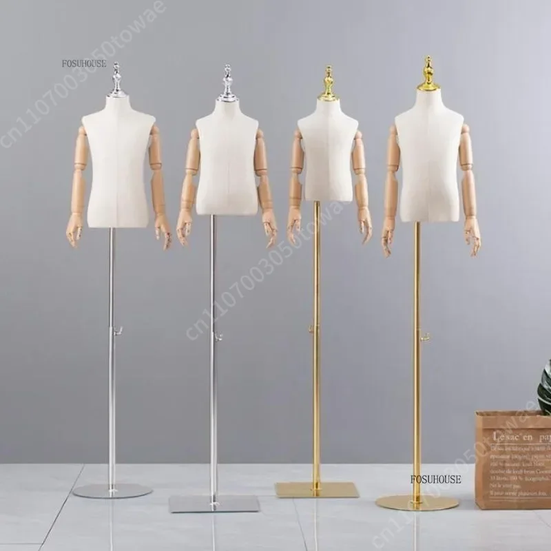 หุ่นโชว์เสื้อผ้าเด็กแบบมีแขนปร - Baby Clothing Display Stand บทวิจารณ์และราคา